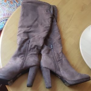 Sexy Size 10 Knee High Boots
